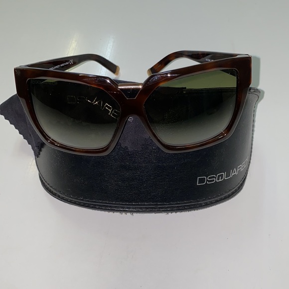Dsquared2 tortoise sunnies - Picture 7 of 13